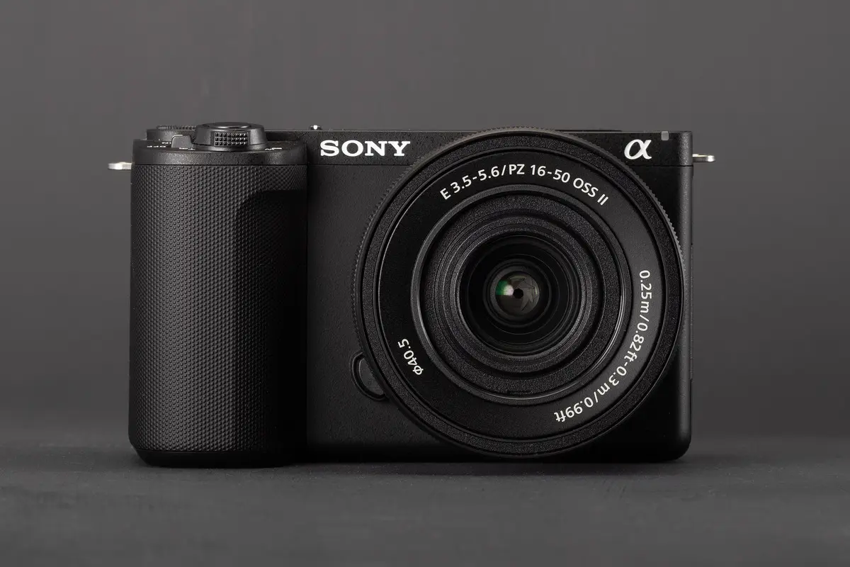 Sony ZV-E10 IIとα6400を比較 動画重視・写真重視で選び方が変わる